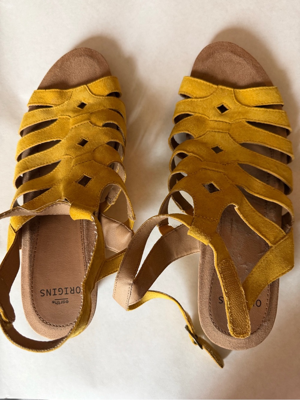 Earth Origins Pico Pippa Yellow Suede Wedge Sandals Women’s 12 - Picture 3 of 7